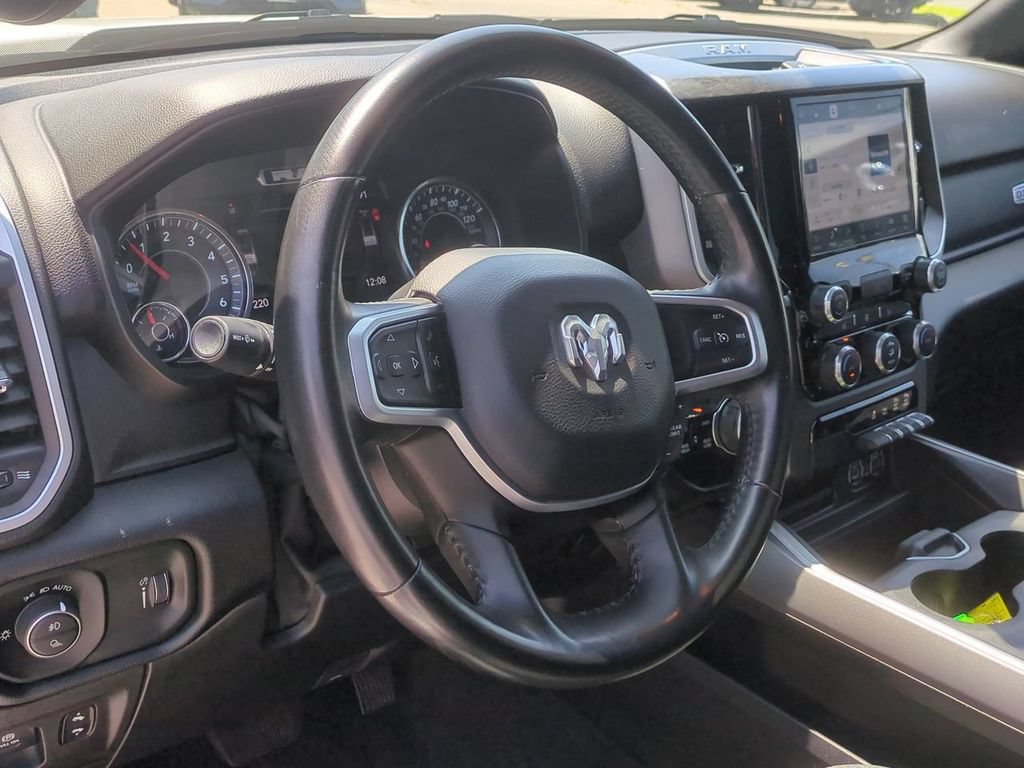 Used 2022 RAM 1500 Big Horn AWD/4WD image 14