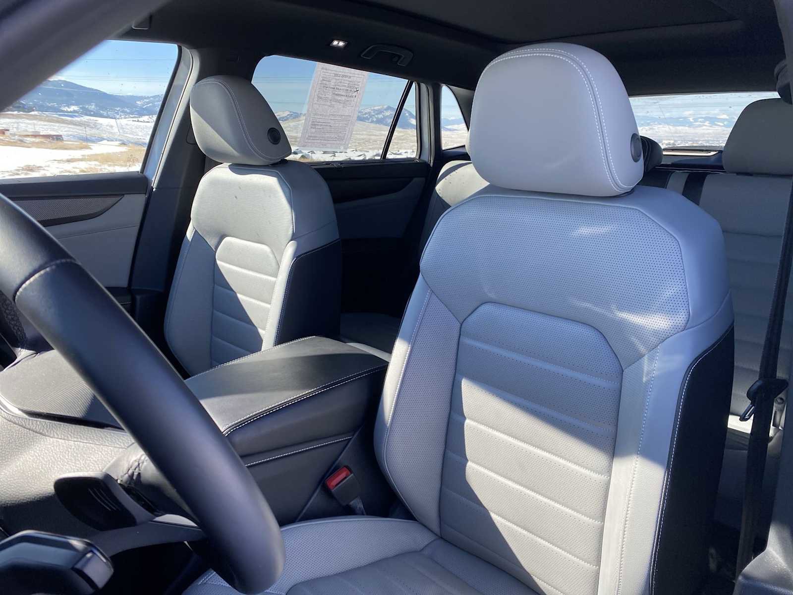 Used 2024 Volkswagen Atlas Cross Sport SEL R-Line image 17