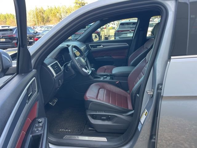 Used 2021 Volkswagen Atlas Cross Sport SEL Premium image 26