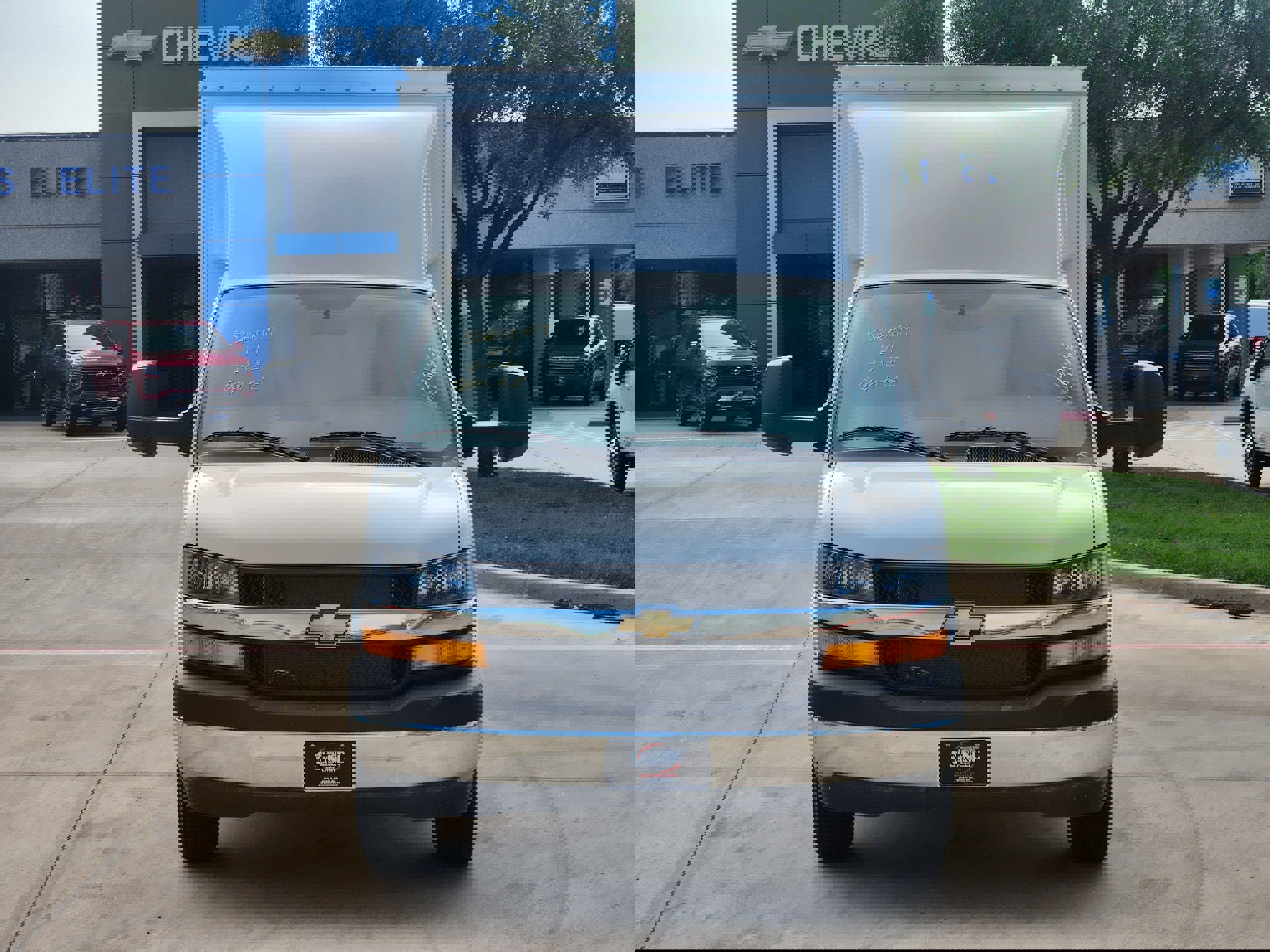 New 2025 Chevrolet Express 3500 w/ Power Convenience Package image 9