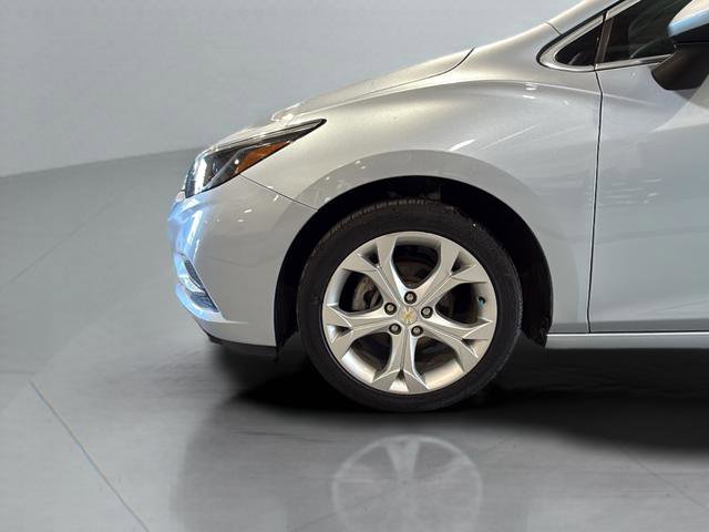 Used 2017 Chevrolet Cruze Premier w/ Enhanced Convenience Package image 23