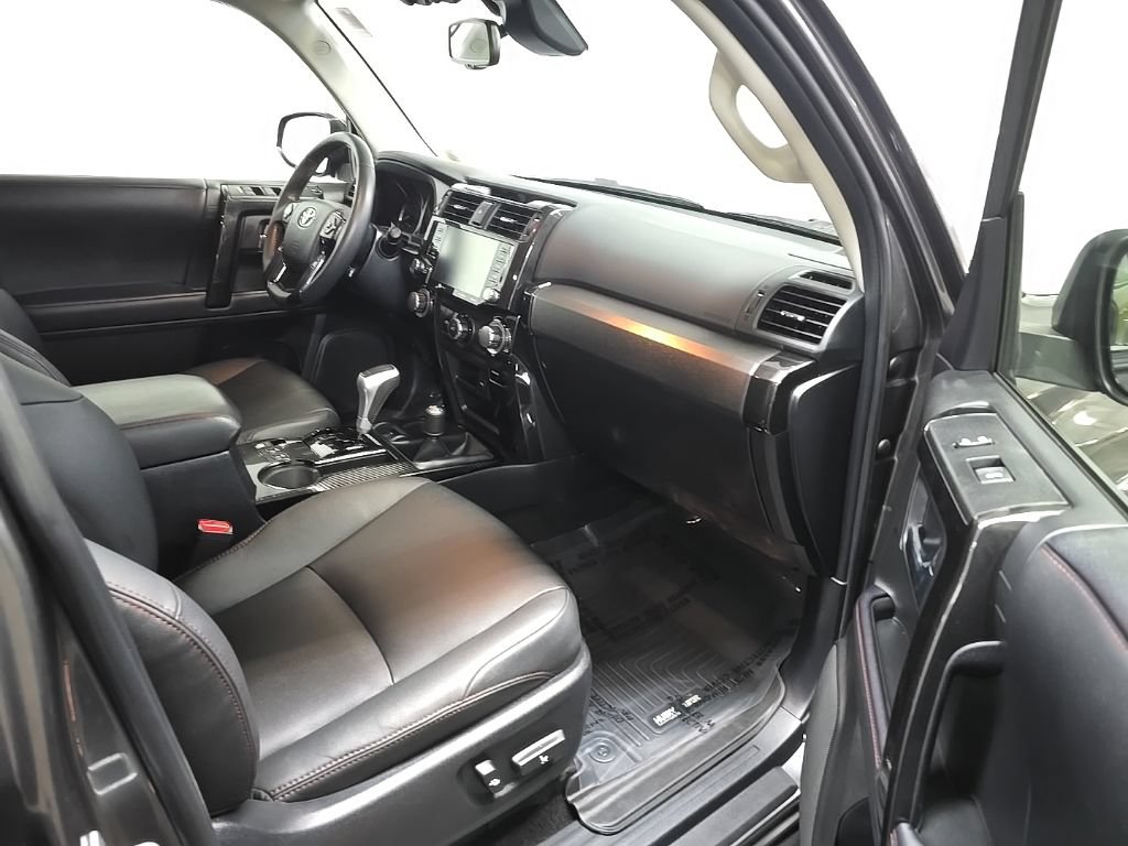 Used 2021 Toyota 4Runner TRD Off-Road Premium w/ Moonroof Package AWD/4WD image 16