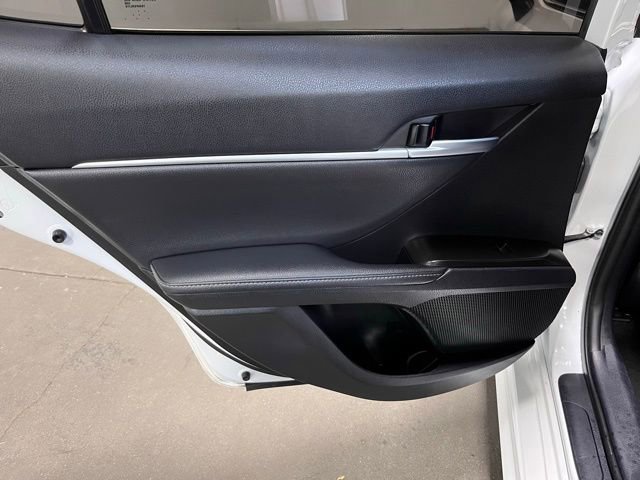 Used 2023 Toyota Camry XSE image 16
