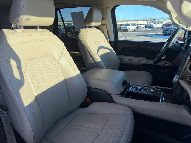 Used 2024 Ford Expedition Limited image 22