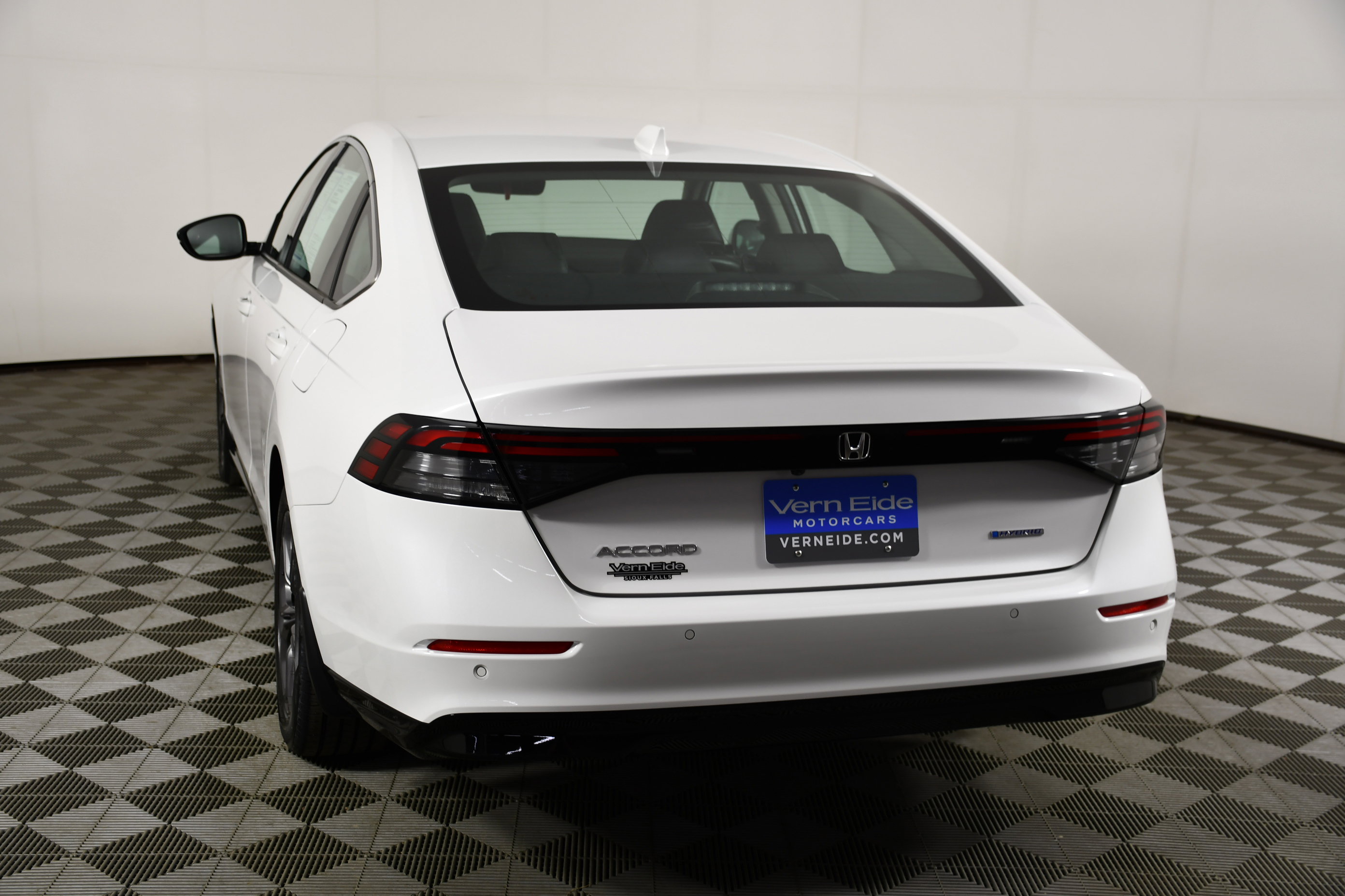 Certified 2025 Honda Accord EX-L image 7