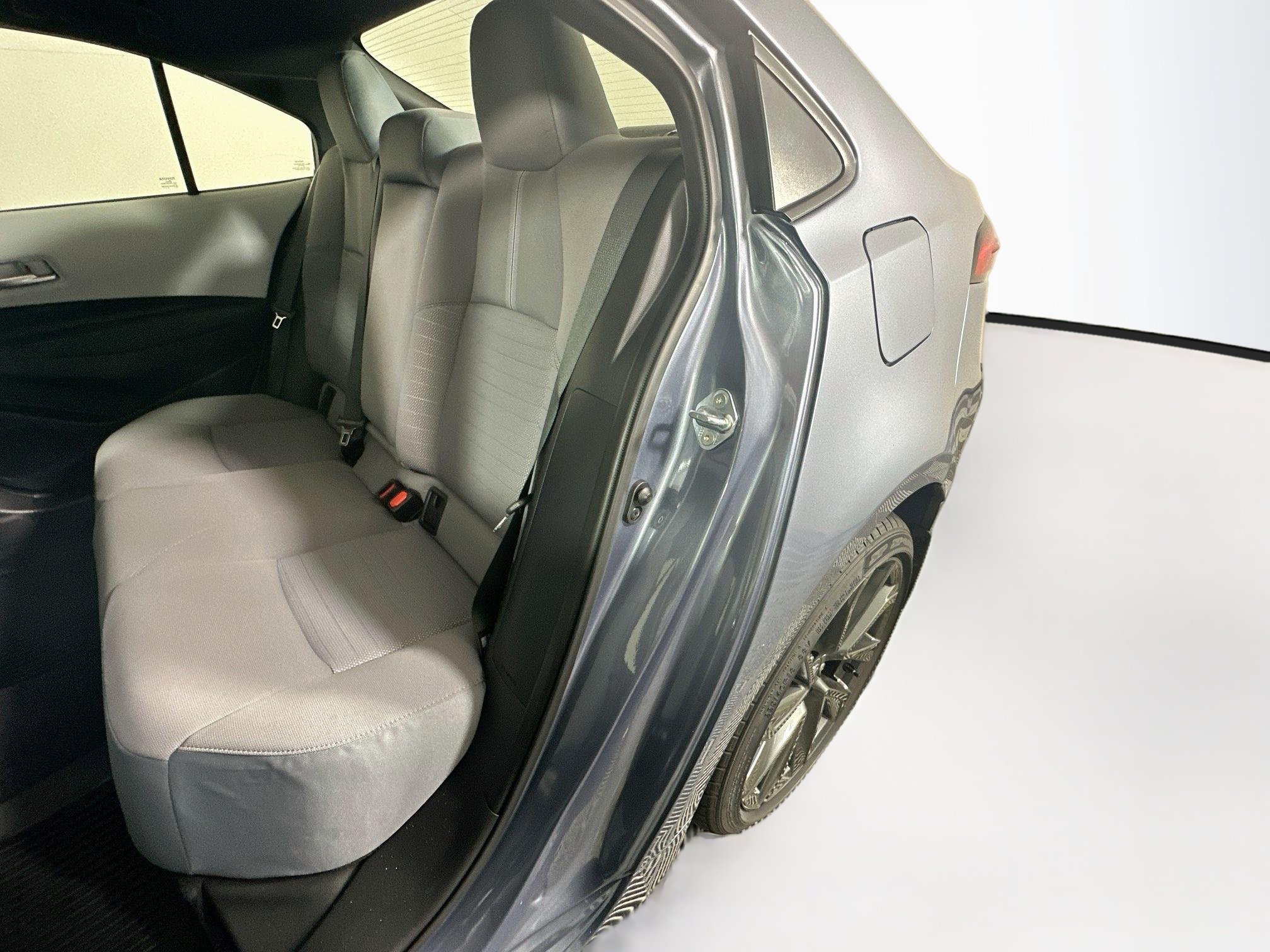 Certified 2025 Toyota Corolla SE FWD image 26