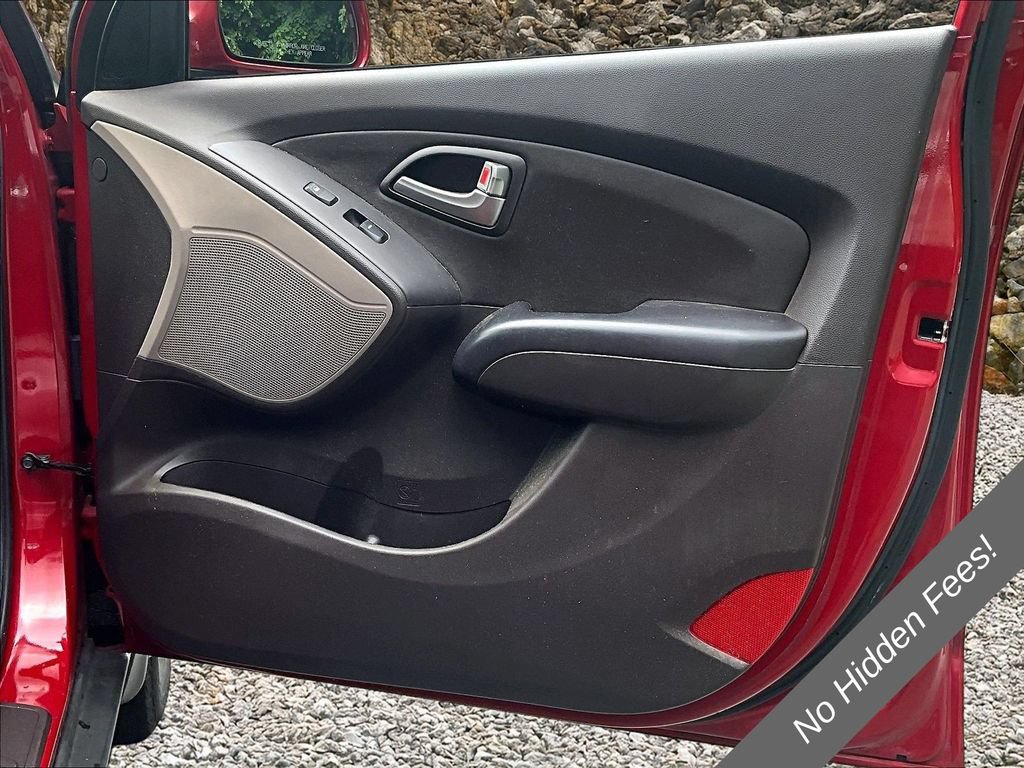 Used 2011 Hyundai Tucson GLS FWD image 18