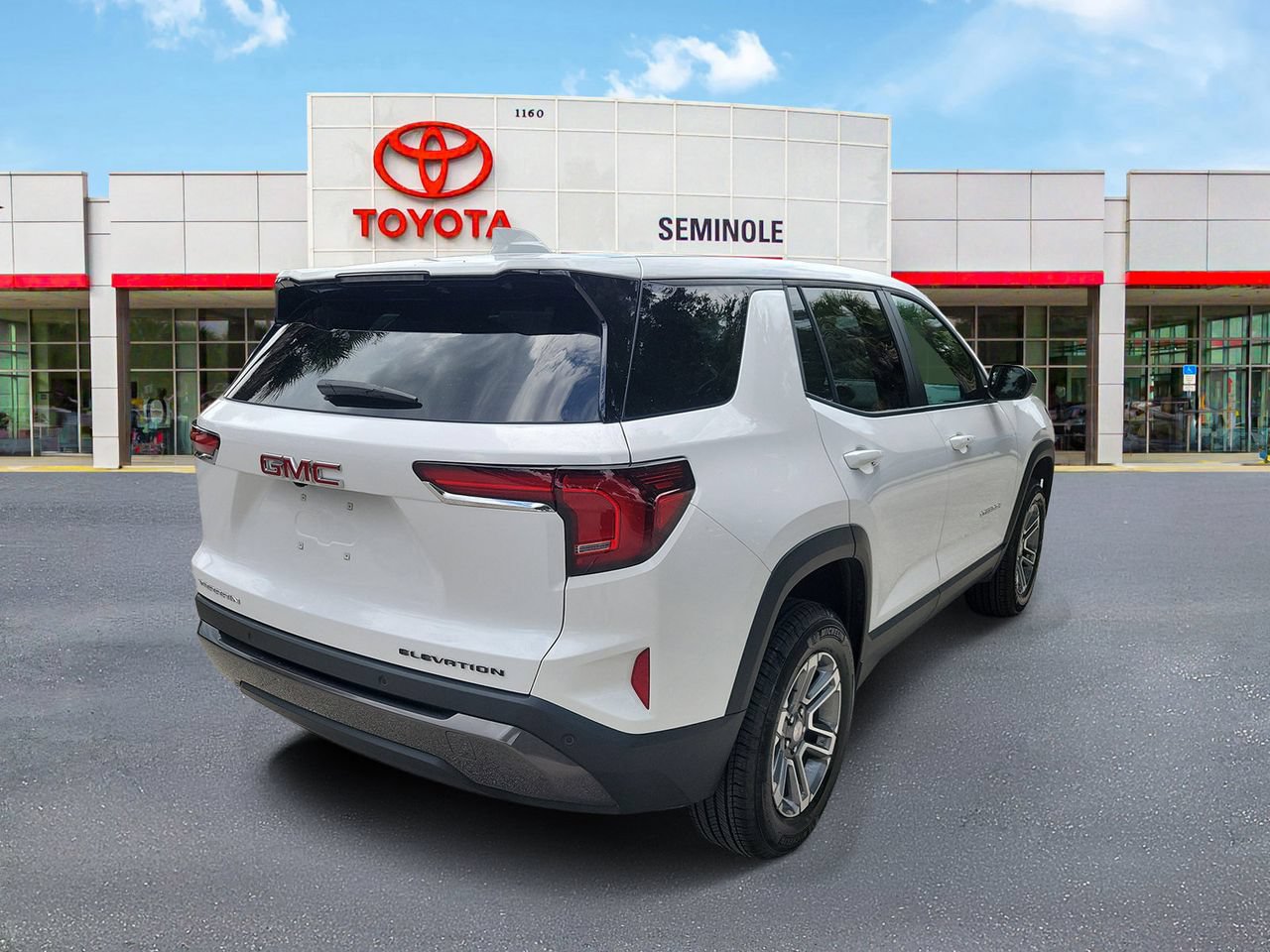 Used 2026 GMC Terrain Elevation FWD image 3