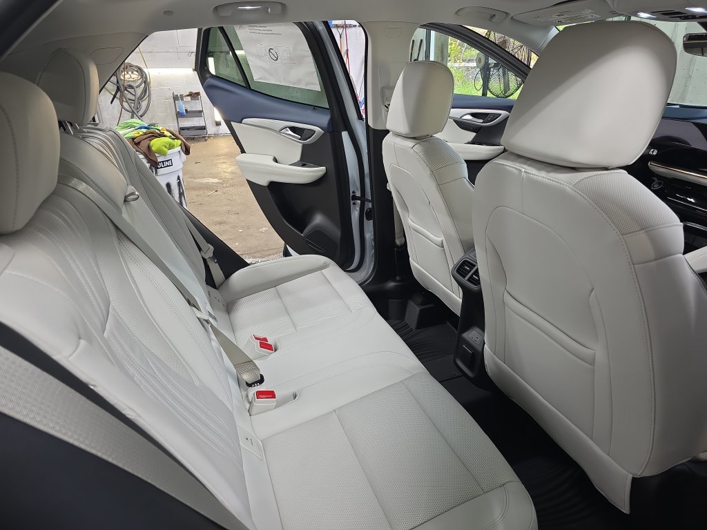 New 2026 Buick Envision Avenir AWD/4WD image 13