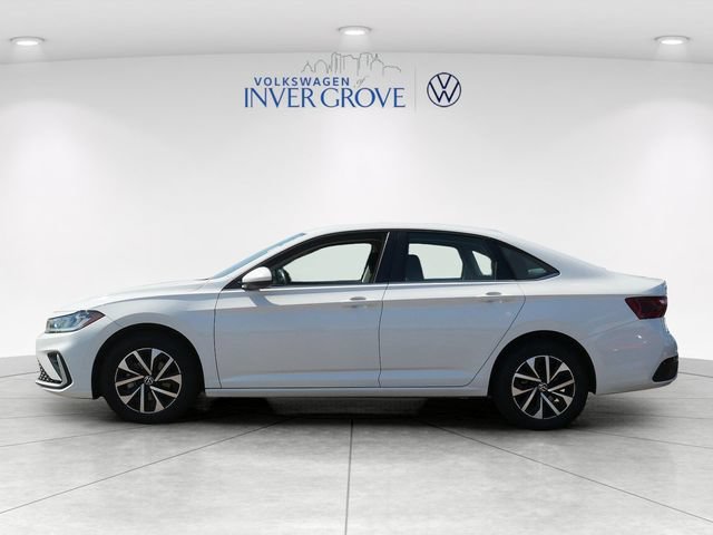Certified 2025 Volkswagen Jetta S FWD image 4