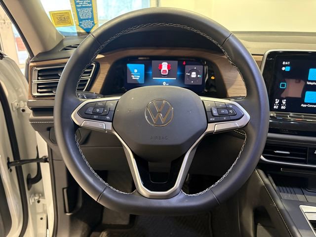 Used 2025 Volkswagen Atlas SE image 7