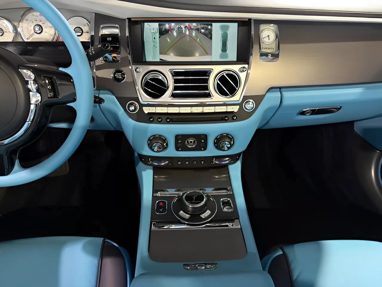 Used 2016 Rolls-Royce Dawn RWD image 34