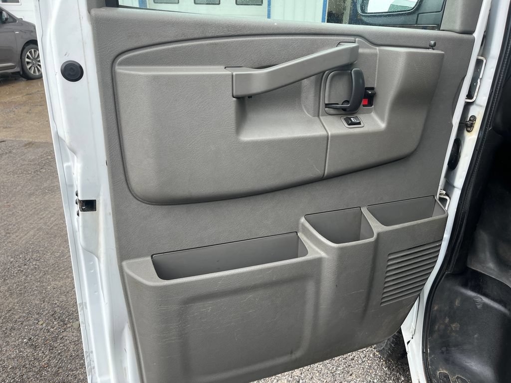 Used 2020 Chevrolet Express 2500 w/ Driver Convenience Package RWD image 30