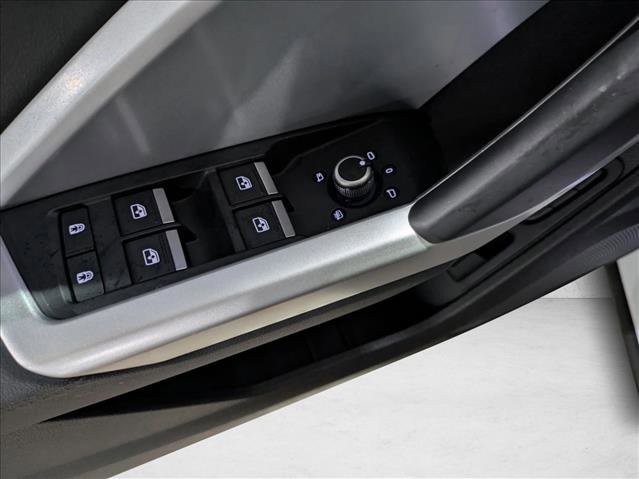 Used 2025 Audi Q3 2.0T Premium w/ Convenience Package image 12