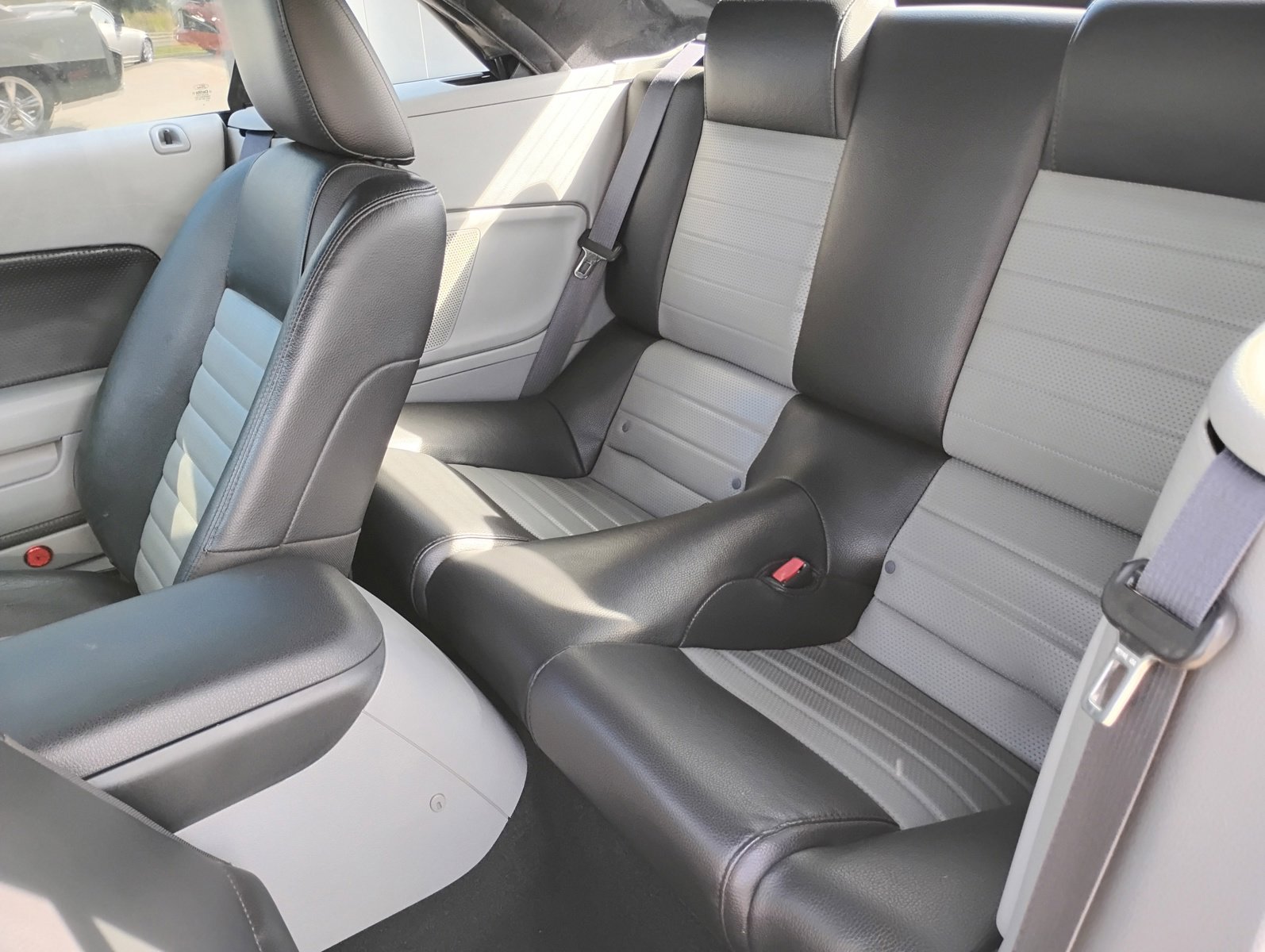 Used 2008 Ford Mustang GT Premium image 8