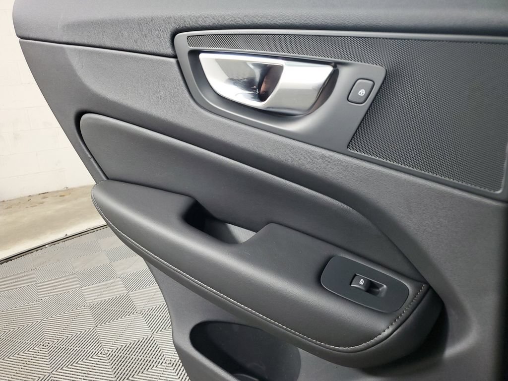 Used 2021 Volvo XC60 T5 Inscription FWD image 18