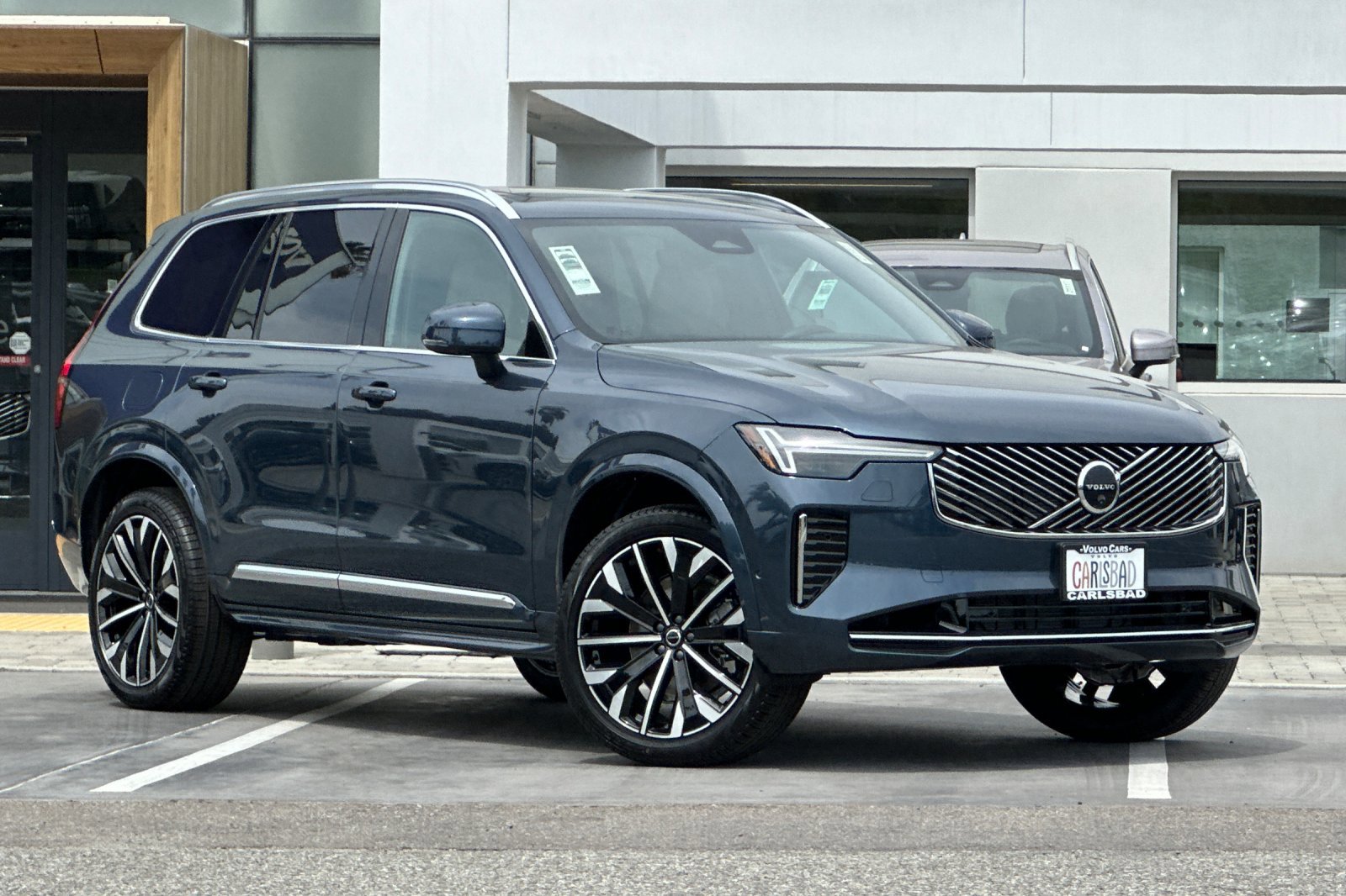 New 2026 Volvo XC90 B6 Plus AWD/4WD image 2