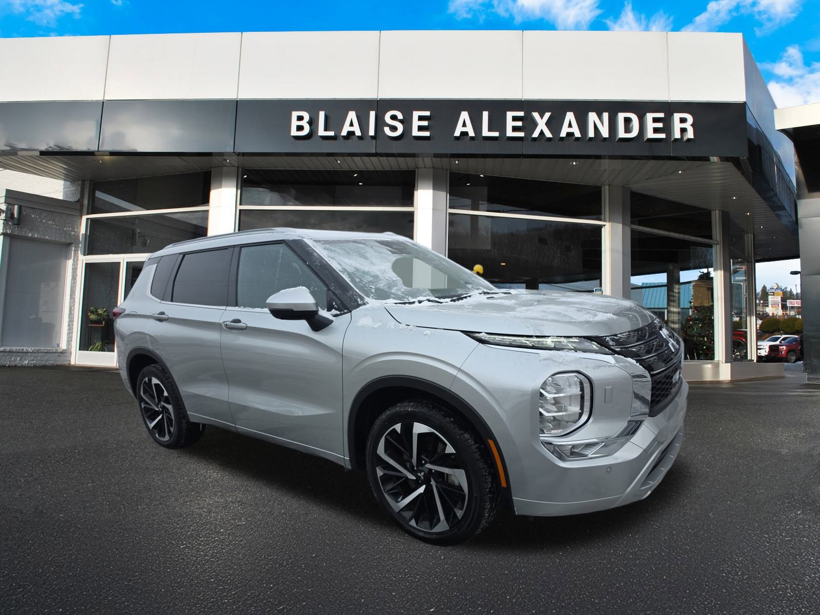 Used 2024 Mitsubishi Outlander SEL