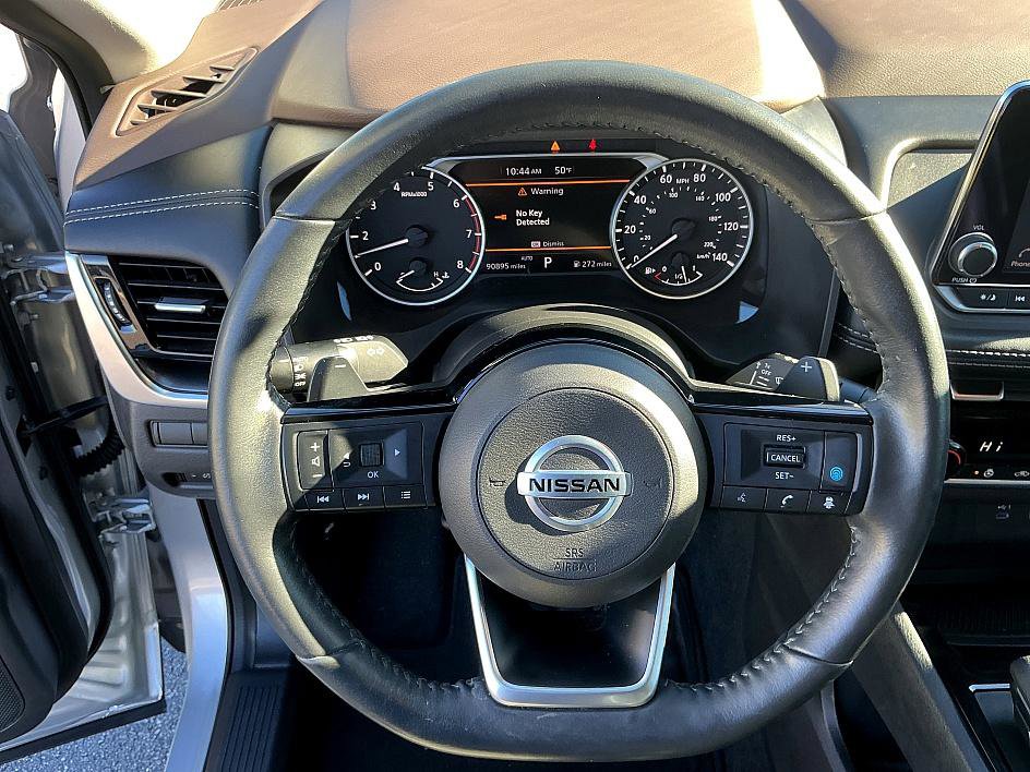 Used 2021 Nissan Rogue SV w/ Premium Package image 14