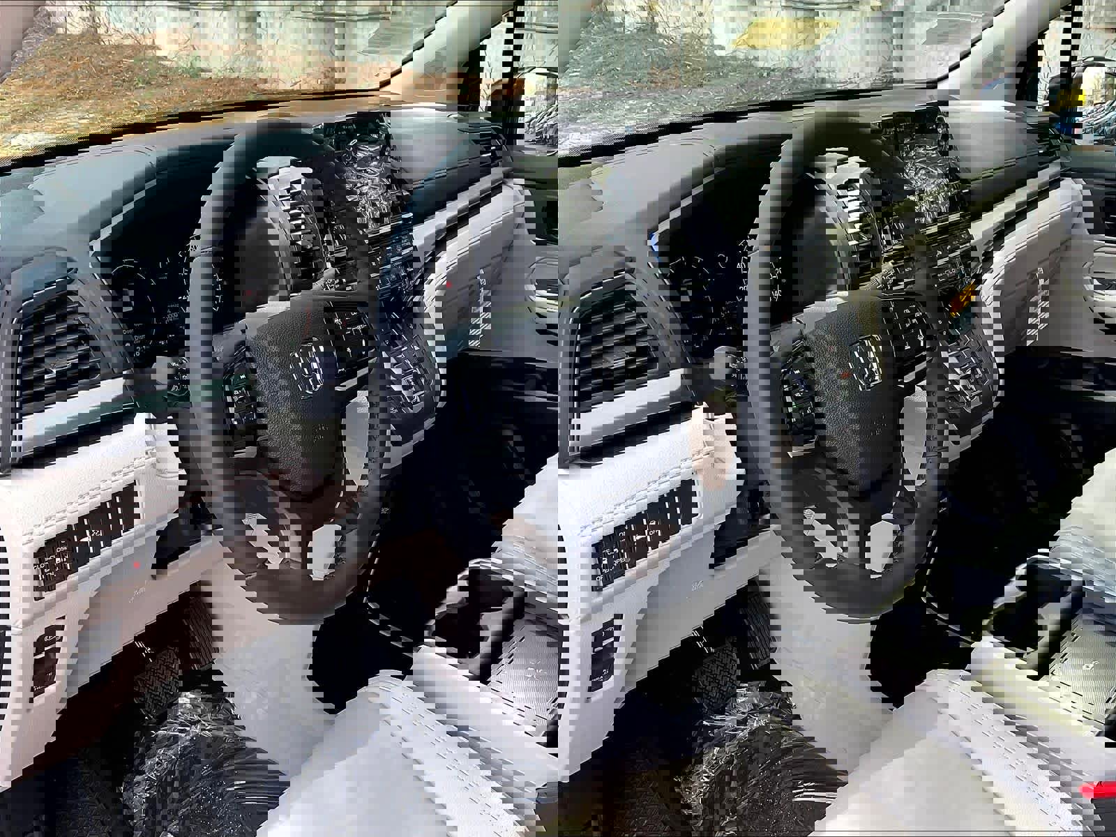 New 2026 Honda Odyssey EX-L image 9