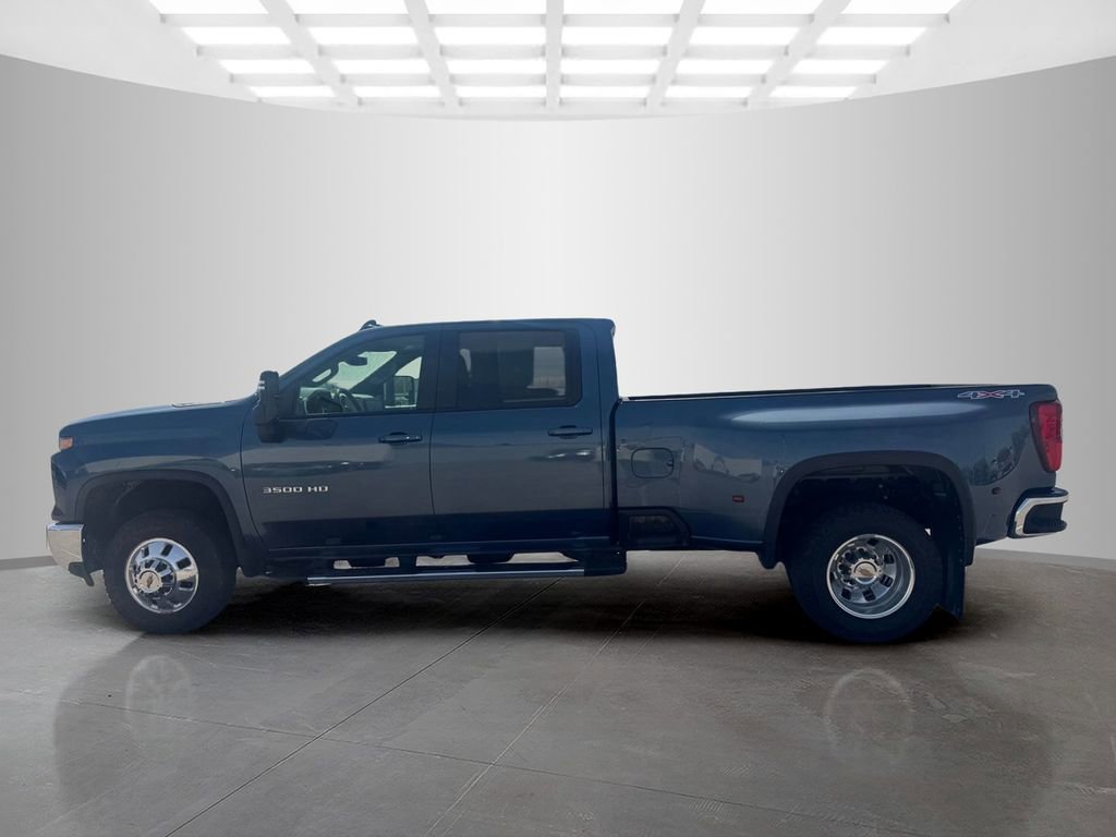 Used 2025 Chevrolet Silverado 3500 LT w/ Safety Package AWD/4WD image 7