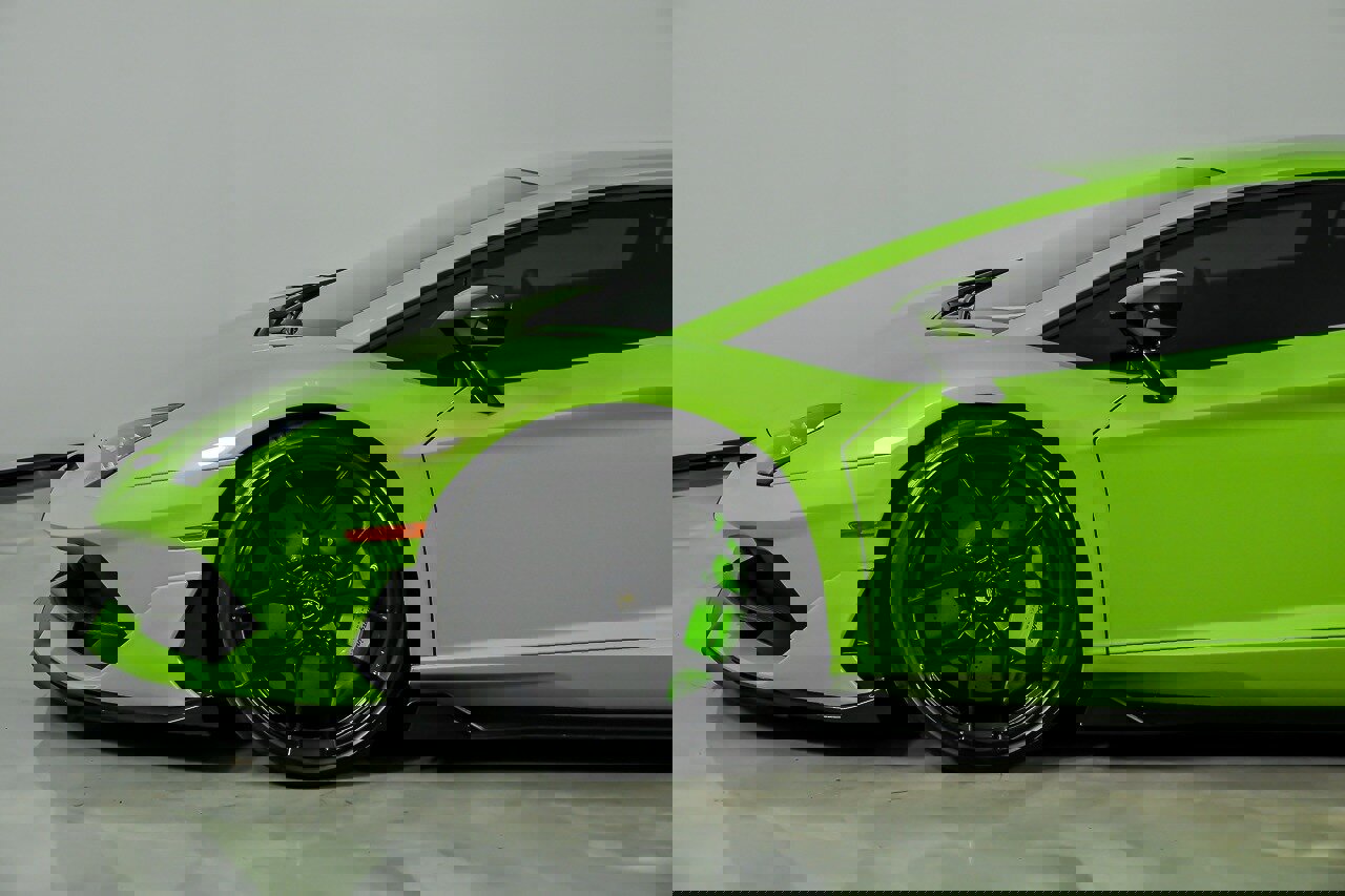 Used 2019 Lamborghini Aventador SVJ image 8