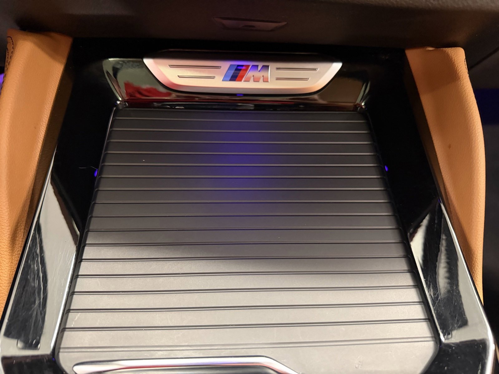 Used 2024 BMW X4 M40i w/ Premium Package image 25