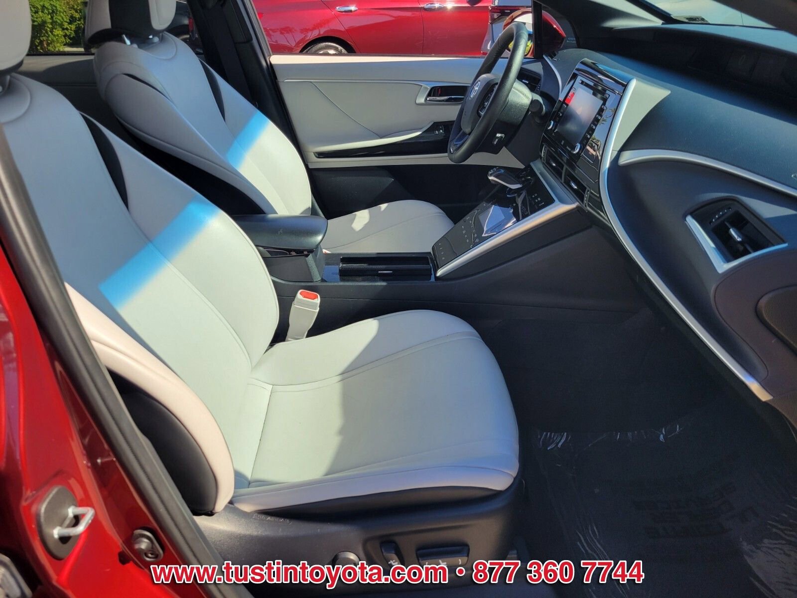 Certified 2019 Toyota Mirai image 14