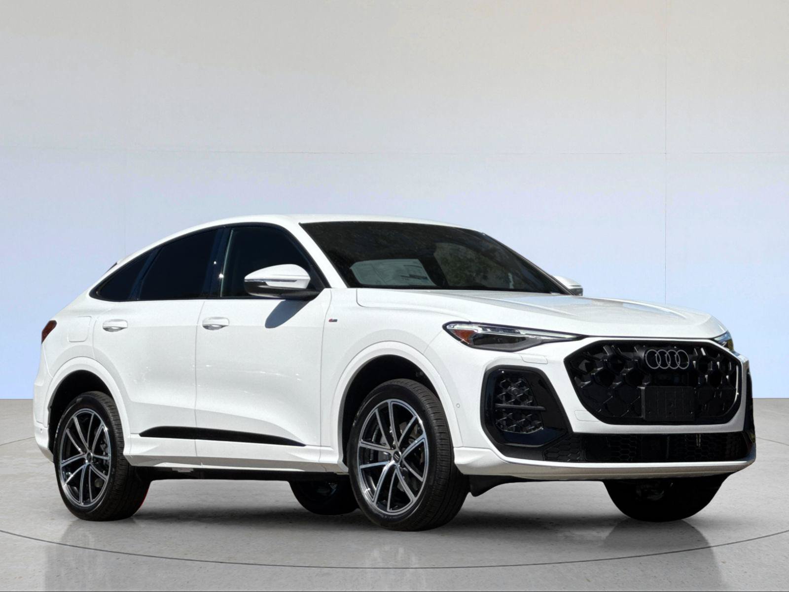 New 2026 Audi Q5 Premium Plus AWD/4WD image 8