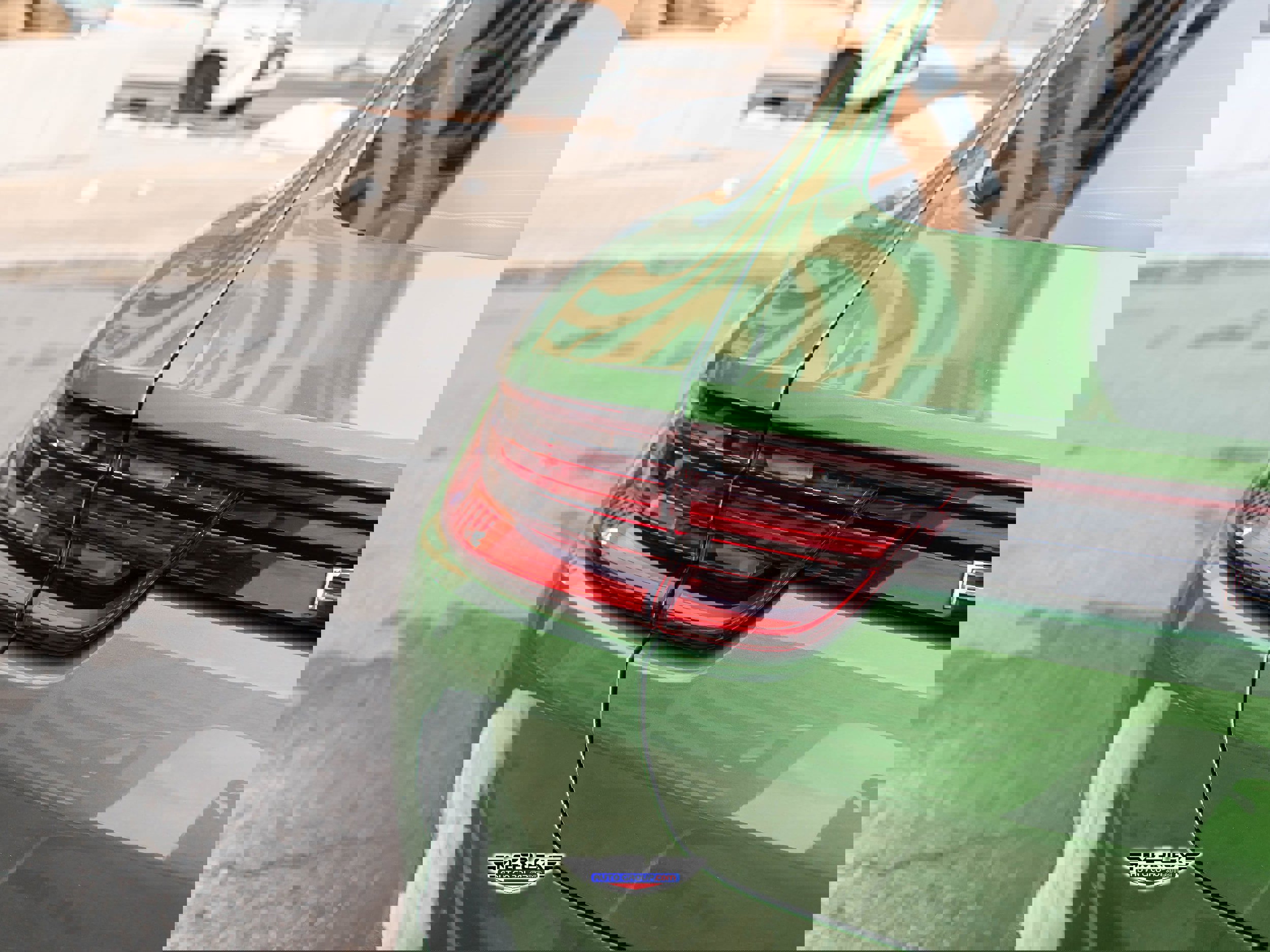 Used 2018 Porsche Panamera 4S image 51