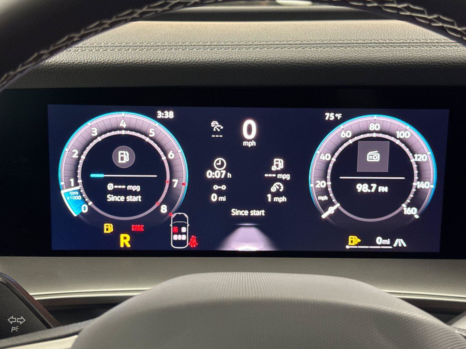 New 2026 Volkswagen Tiguan SE AWD/4WD image 23