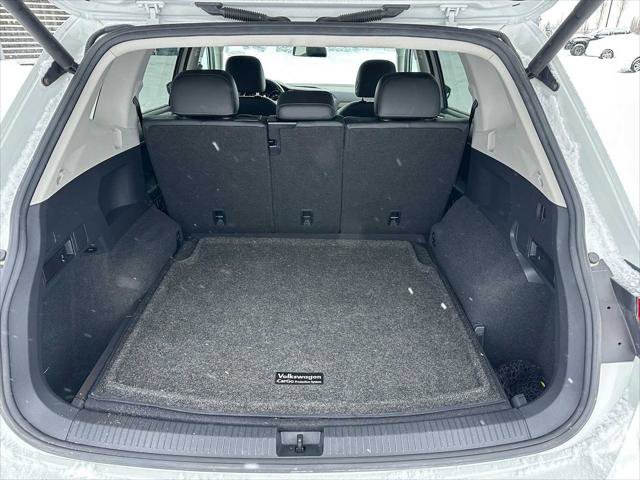 Used 2018 Volkswagen Tiguan SEL image 14