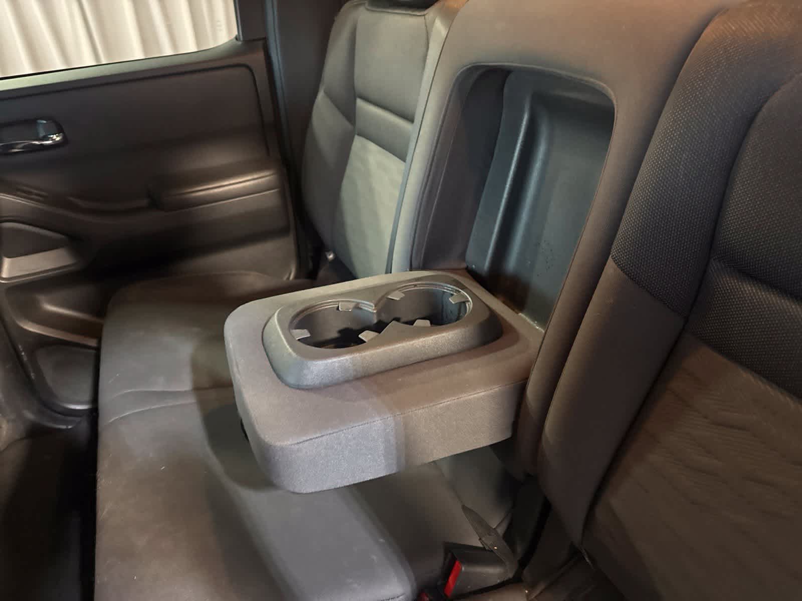 Used 2022 Nissan Frontier SV RWD image 17