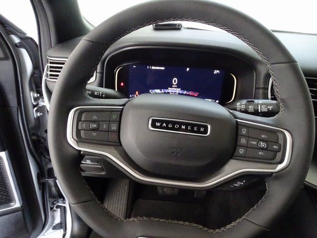 Certified 2025 Jeep Wagoneer 4WD image 6