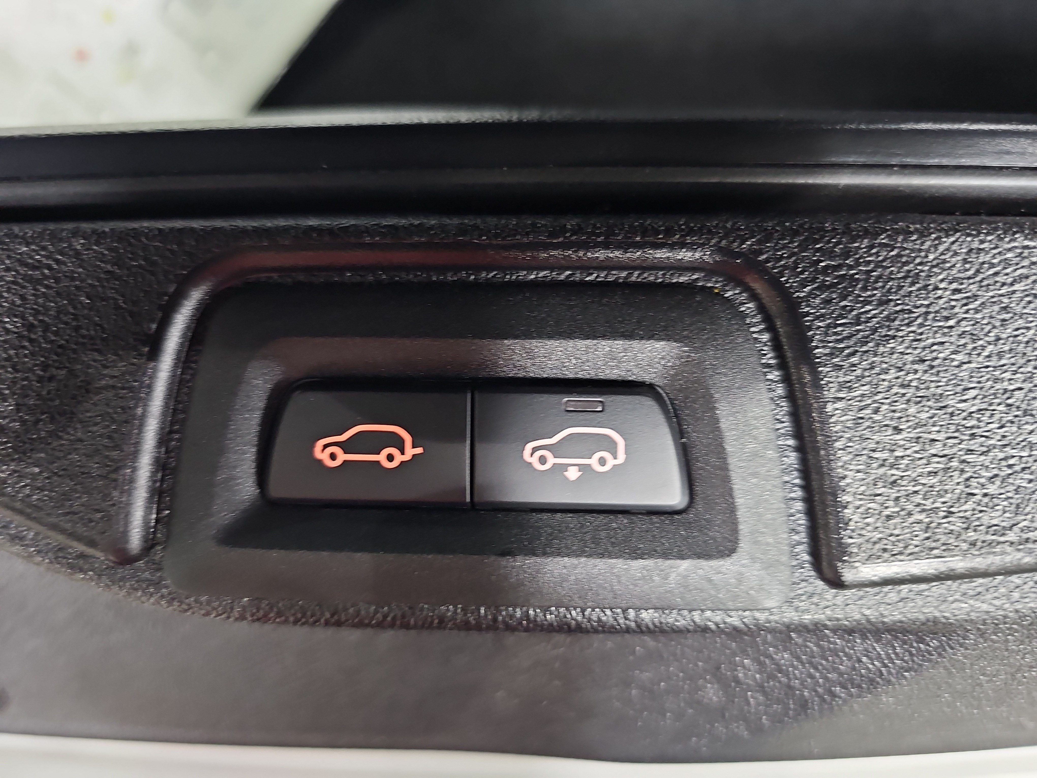 Certified 2026 BMW X5 xDrive50e AWD/4WD image 16