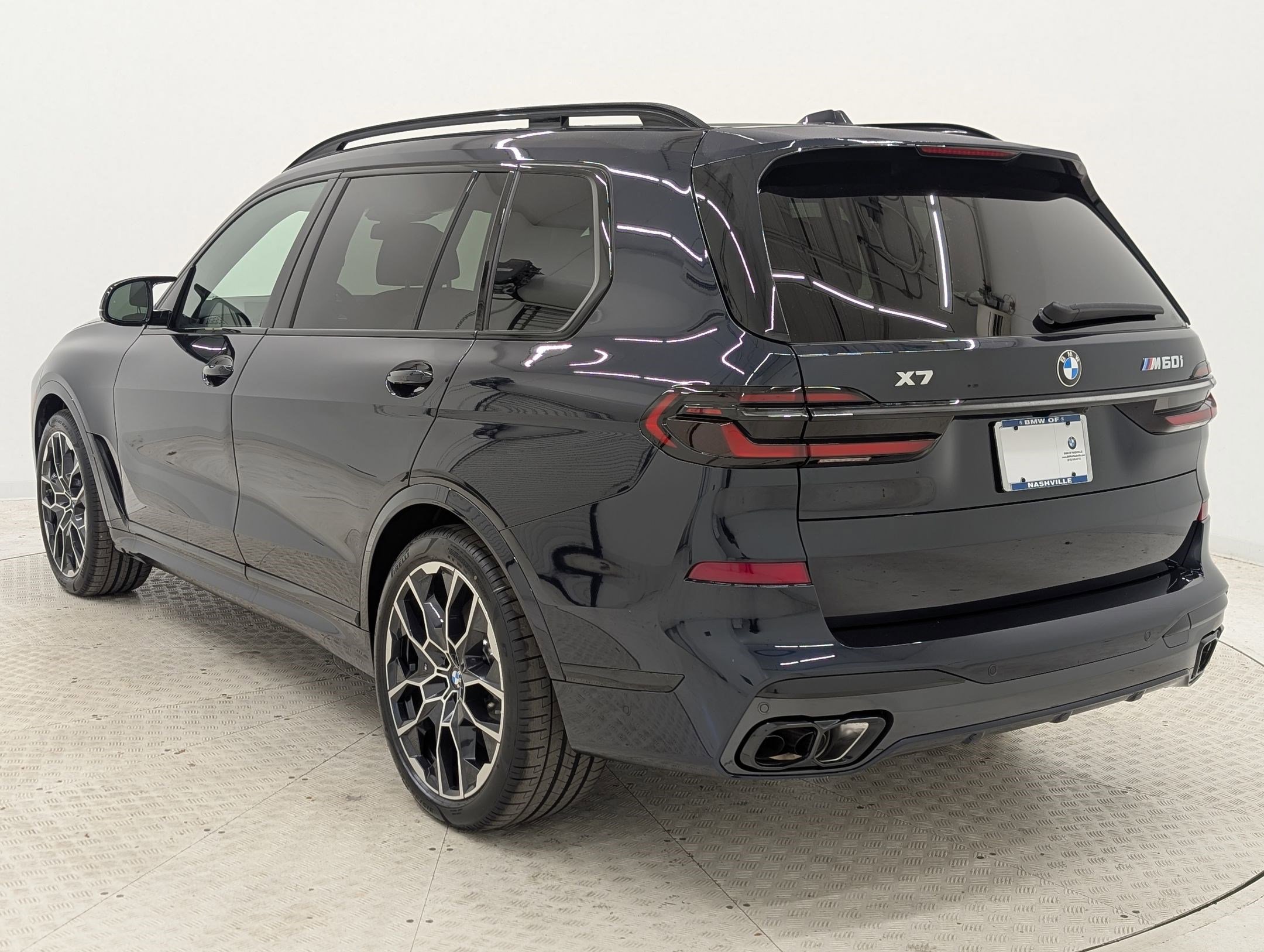 New 2026 BMW X7 M60i image 3