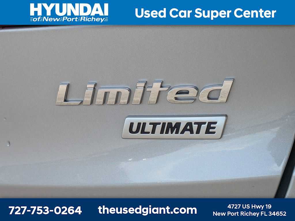 Used 2019 Hyundai Santa Fe XL FWD image 14