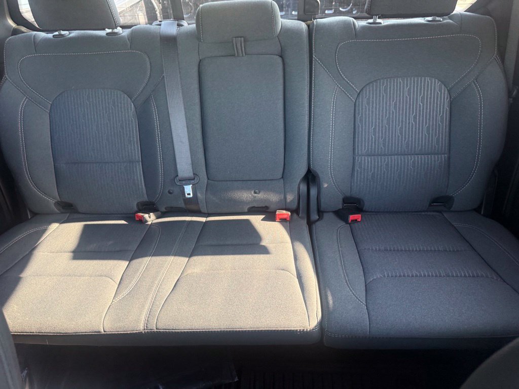 Used 2023 RAM 1500 Big Horn AWD/4WD image 38