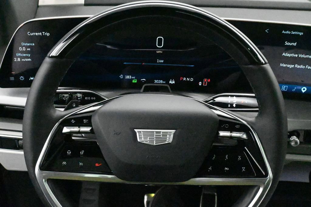 Used 2026 Cadillac Vistiq Luxury AWD/4WD image 9