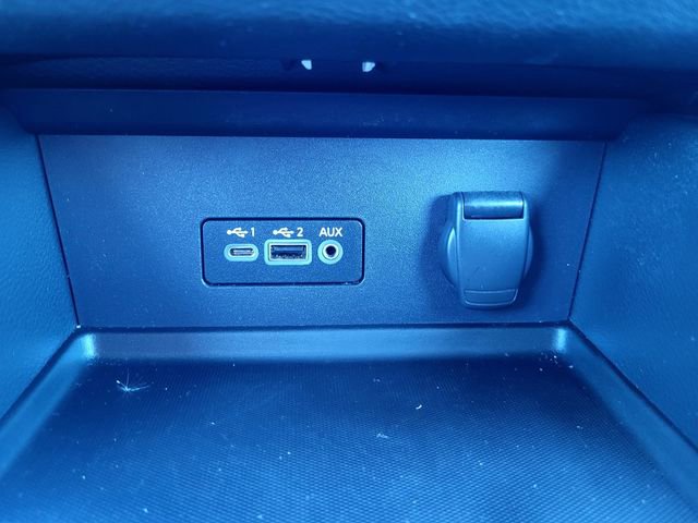 Used 2021 Nissan Sentra SV image 17