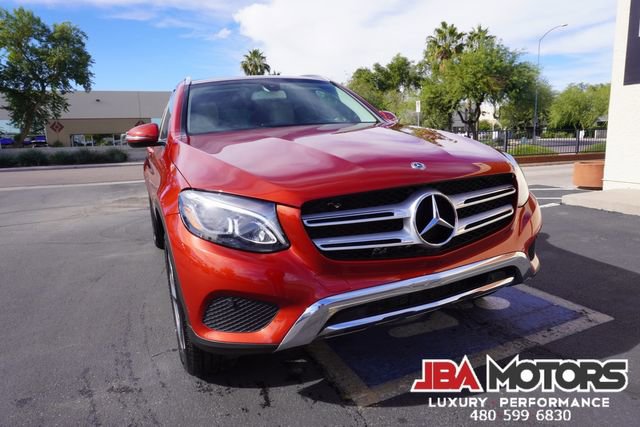 Used 2019 Mercedes-Benz GLC 300 4MATIC image 40