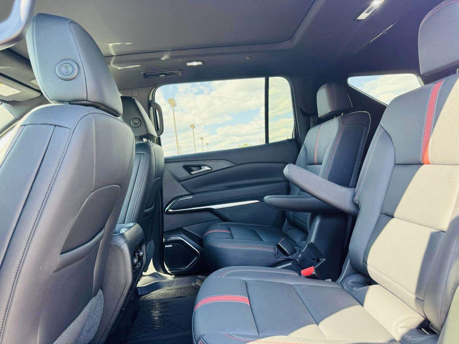 Used 2024 Chevrolet Traverse RS w/ LPO, Floor Liner Package image 35