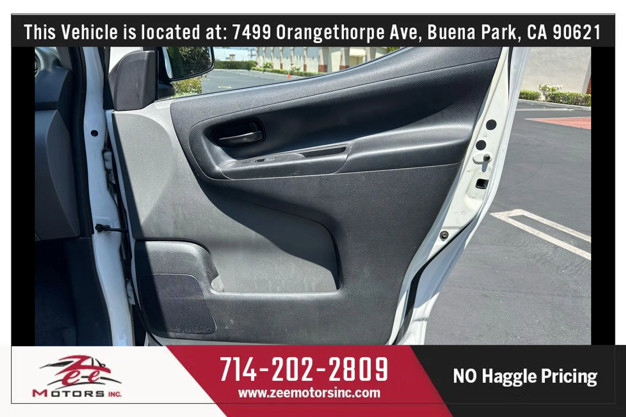 Used 2015 Nissan NV200 SV image 36