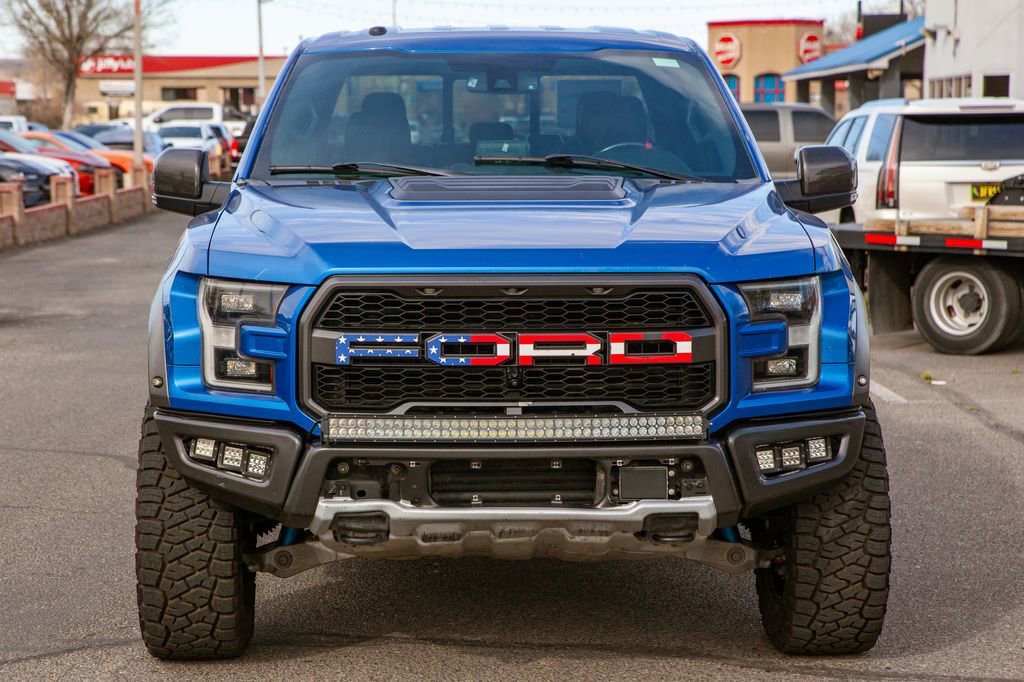 Used 2018 Ford F150 Raptor w/ Equipment Group 802A Luxury image 3