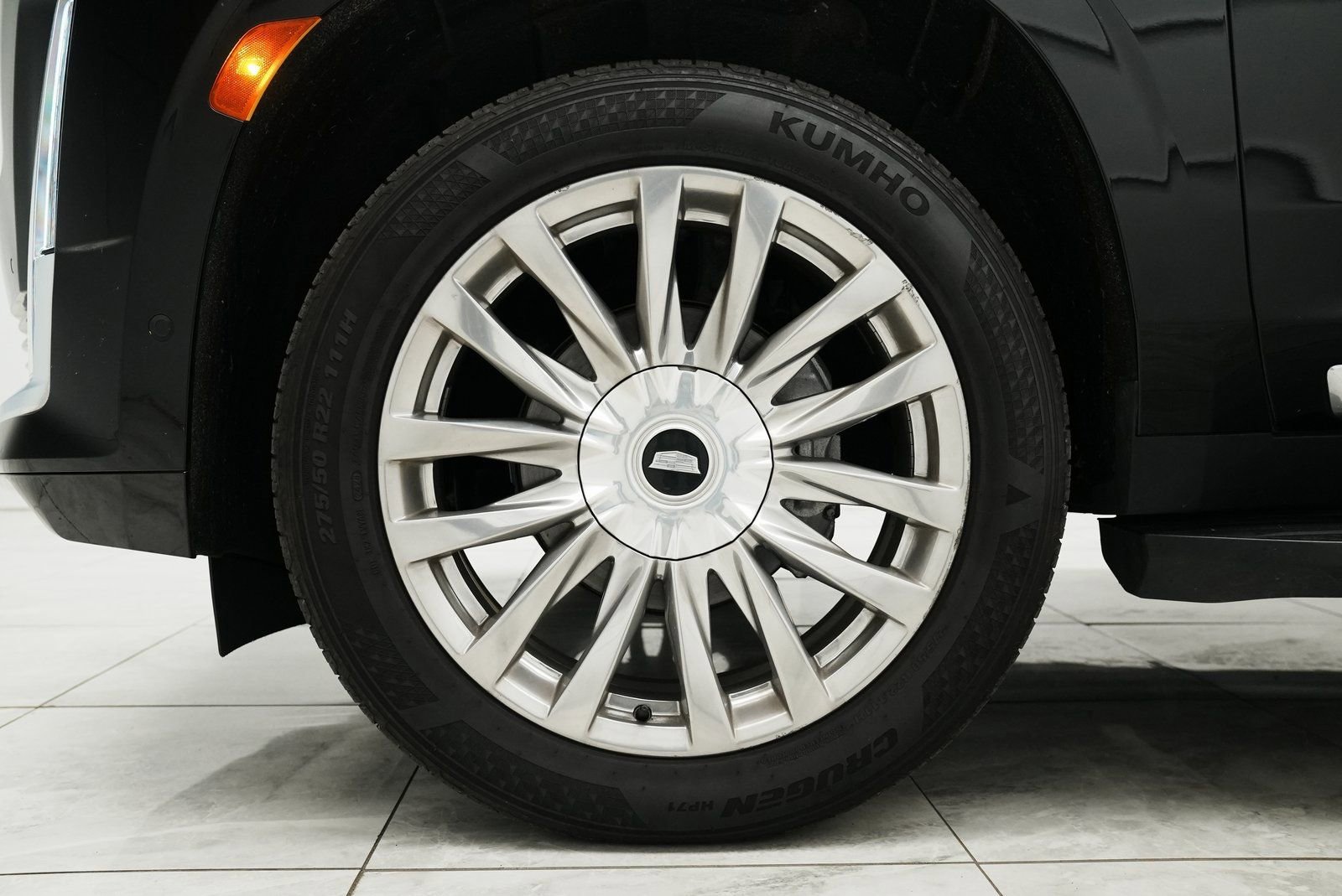 Used 2021 Cadillac Escalade ESV Premium Luxury image 34