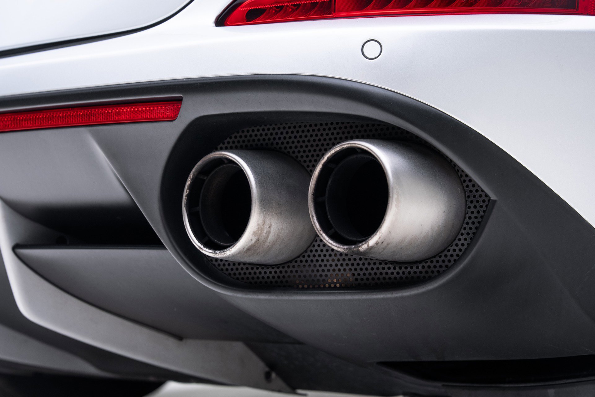 Used 2016 Ferrari California T image 67