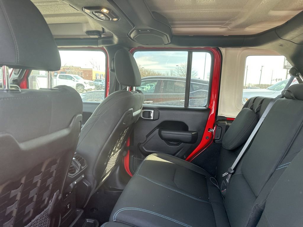 Used 2022 Jeep Wrangler Unlimited Rubicon 4xe w/ Cold Weather Group image 9