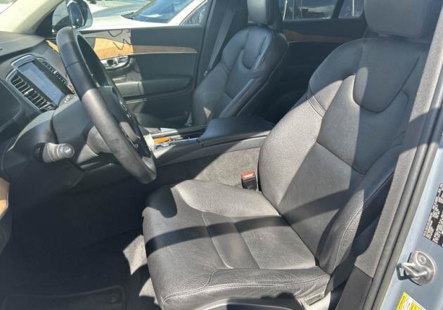 Used 2023 Volvo XC90 T8 Plus AWD/4WD image 8