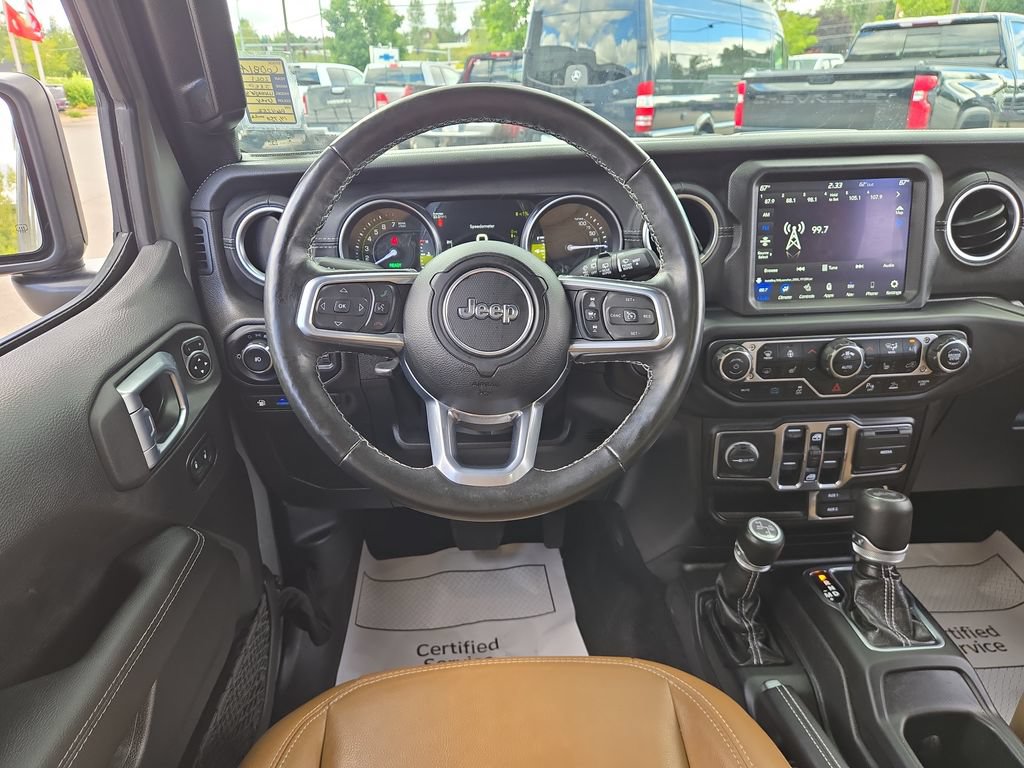 Used 2021 Jeep Wrangler Unlimited Sahara w/ Cold Weather Group AWD/4WD image 18