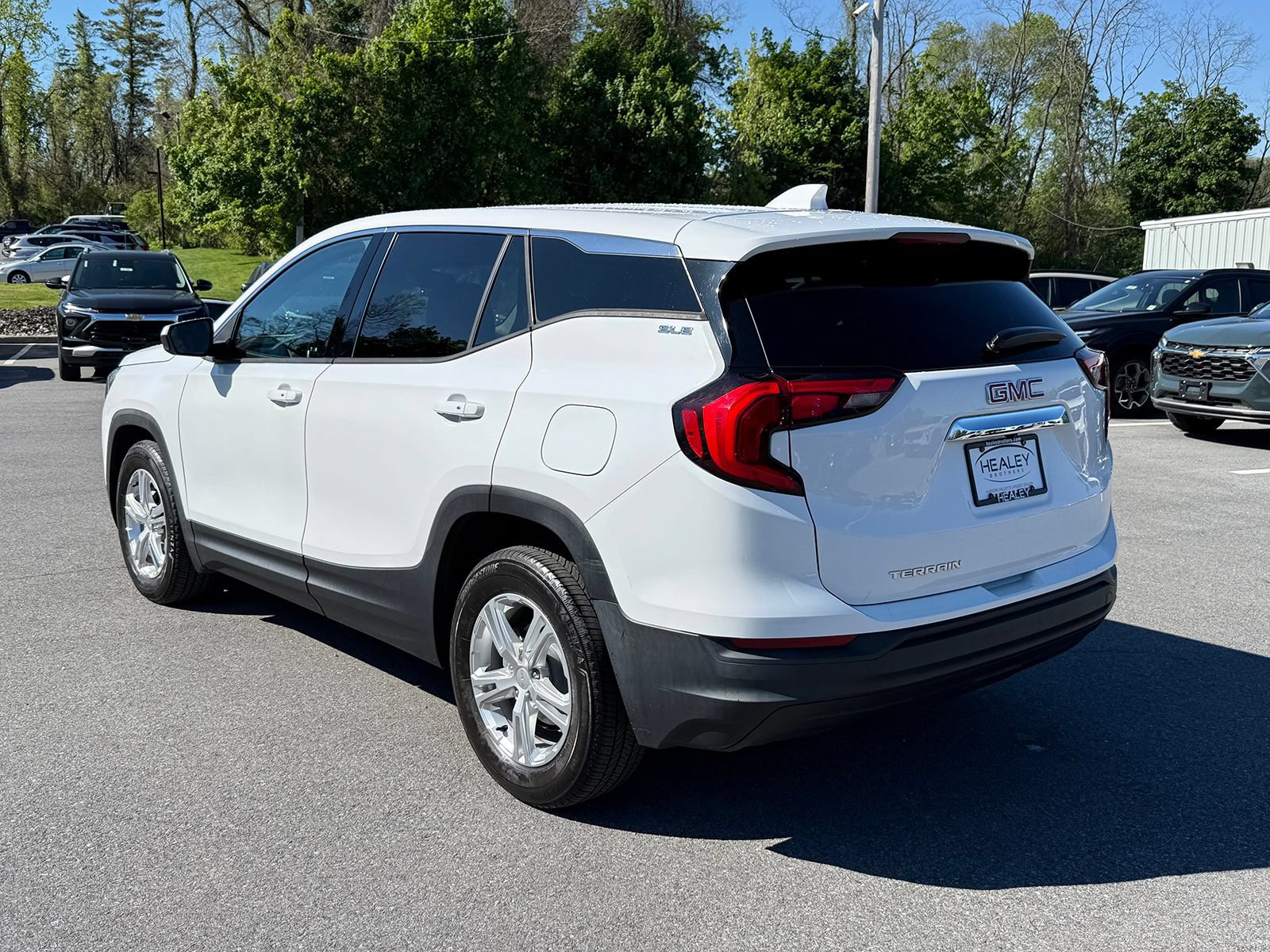Certified 2019 GMC Terrain SLE FWD image 4